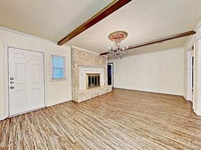 2405 Laredo Court, Arlington, TX 76015