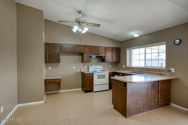 9403 W SUNNYSLOPE Lane, Peoria, AZ 85345