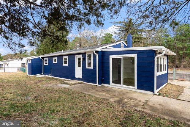 332 SENECA TRL, Browns Mills, NJ 08015