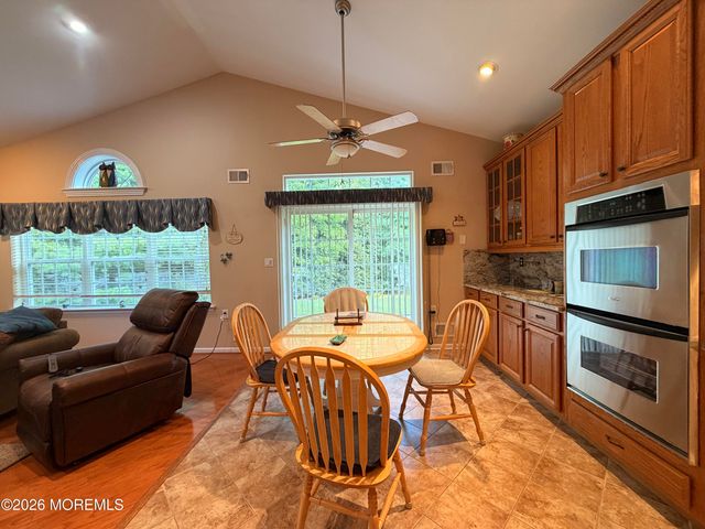 111 Fontaine Court, Monroe, NJ 08831