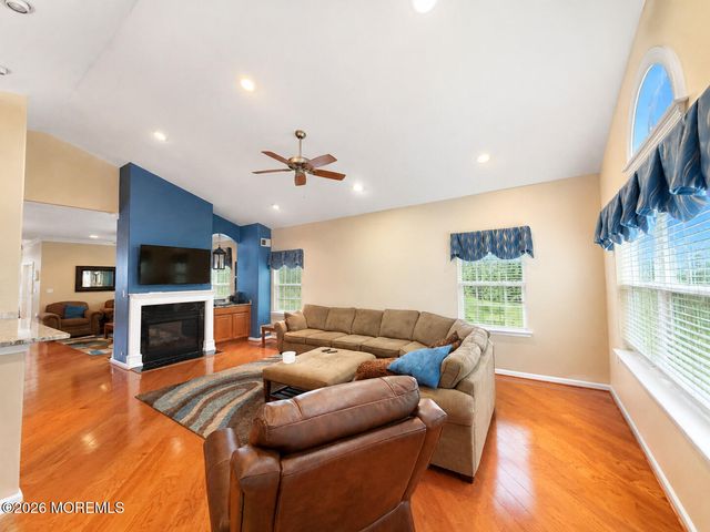 111 Fontaine Court, Monroe, NJ 08831