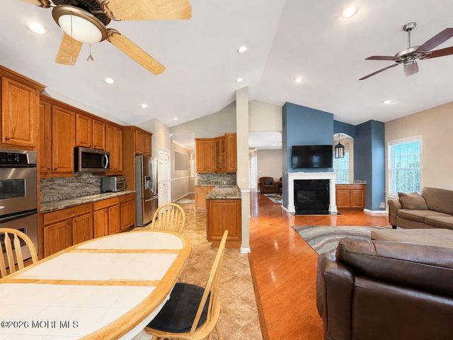 111 Fontaine Court, Monroe, NJ 08831