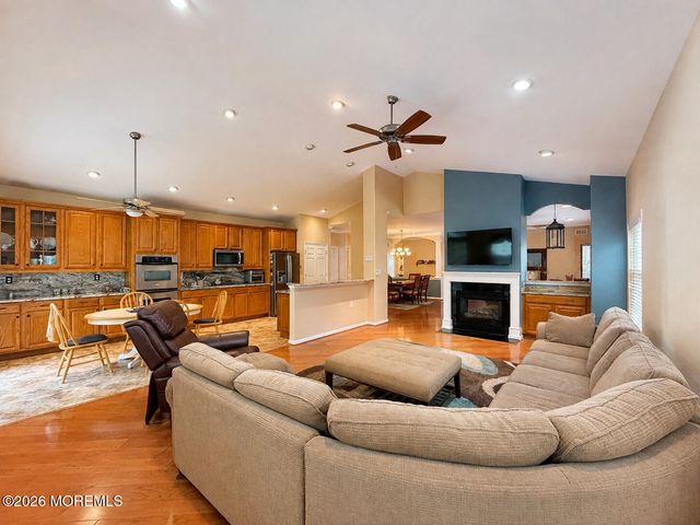 111 Fontaine Court, Monroe, NJ 08831