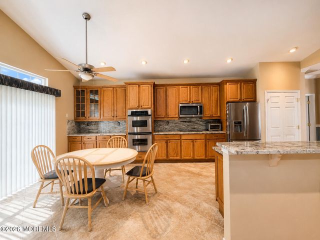 111 Fontaine Court, Monroe, NJ 08831