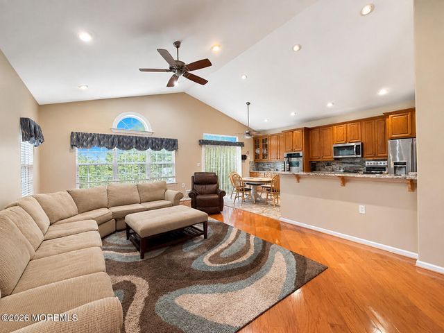111 Fontaine Court, Monroe, NJ 08831