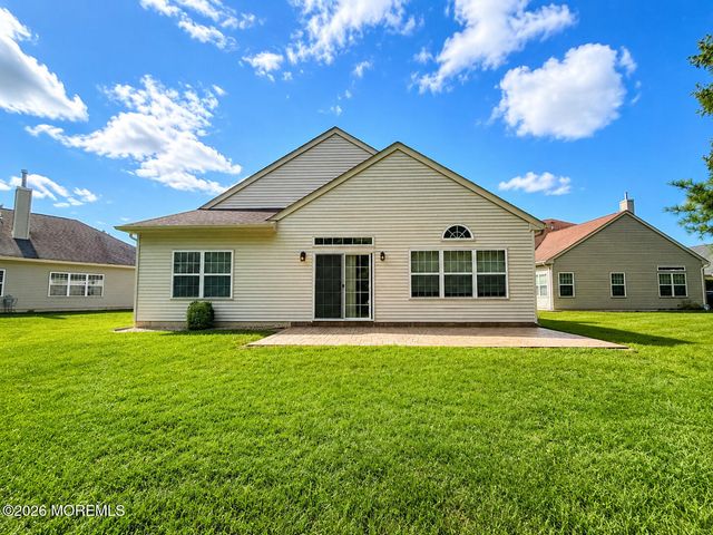 111 Fontaine Court, Monroe, NJ 08831