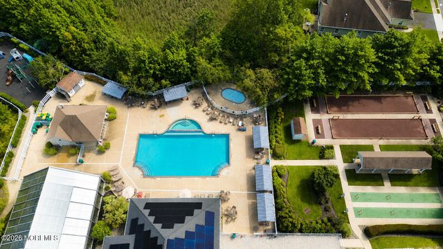 111 Fontaine Court, Monroe, NJ 08831