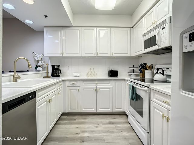 5300 S Atlantic Ave Apt 10205, New Smyrna Beach, FL 32169