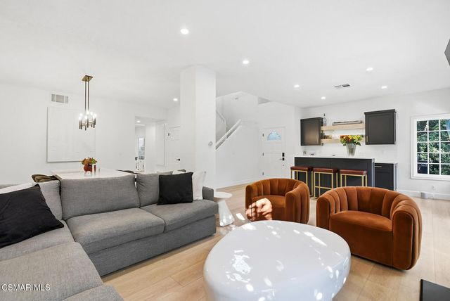 815 Sunstone Street, Westlake Village, CA 91362