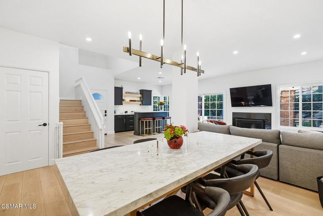 815 Sunstone Street, Westlake Village, CA 91362