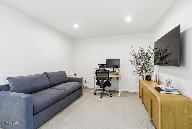 815 Sunstone Street, Westlake Village, CA 91362