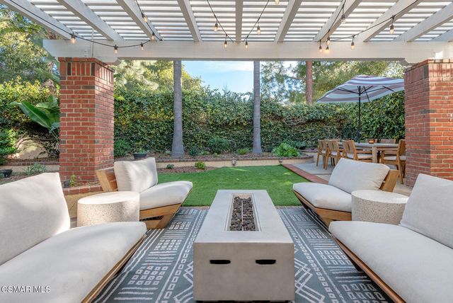 815 Sunstone Street, Westlake Village, CA 91362