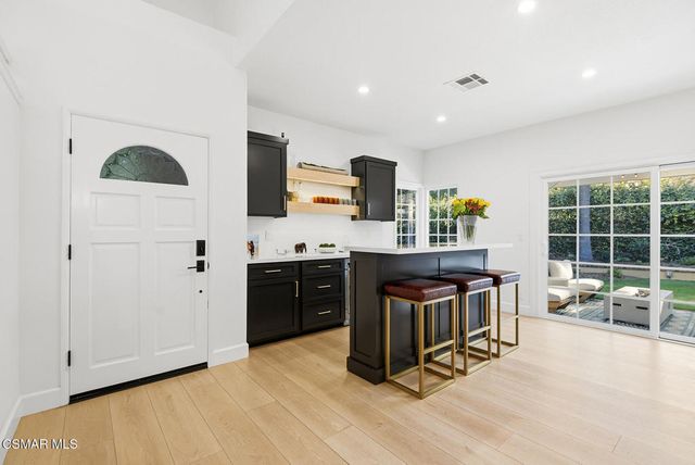 815 Sunstone Street, Westlake Village, CA 91362