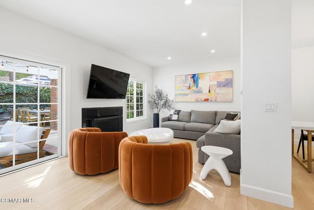 815 Sunstone Street, Westlake Village, CA 91362