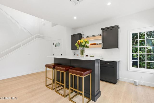 815 Sunstone Street, Westlake Village, CA 91362