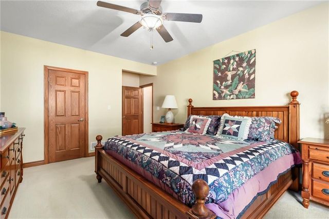 1672 N 1 Road, Baldwin City, KS 66006