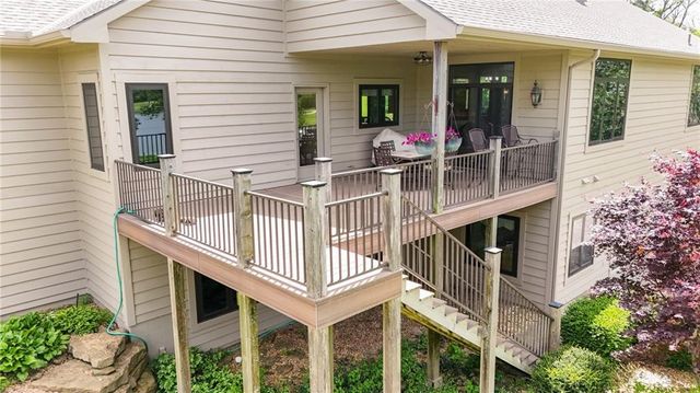 1672 N 1 Road, Baldwin City, KS 66006