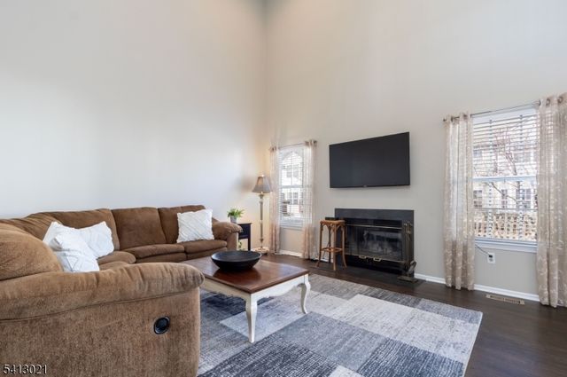 12 Lewis Dr, Bridgewater Twp., NJ 08807