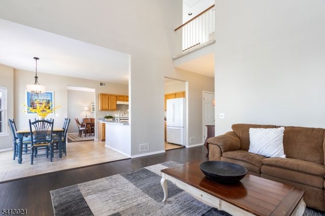 12 Lewis Dr, Bridgewater Twp., NJ 08807