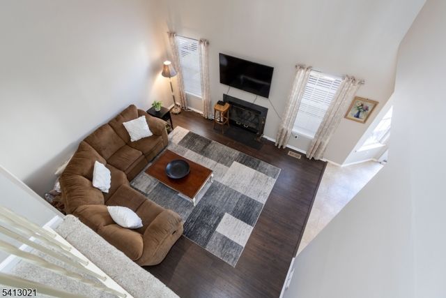 12 Lewis Dr, Bridgewater Twp., NJ 08807