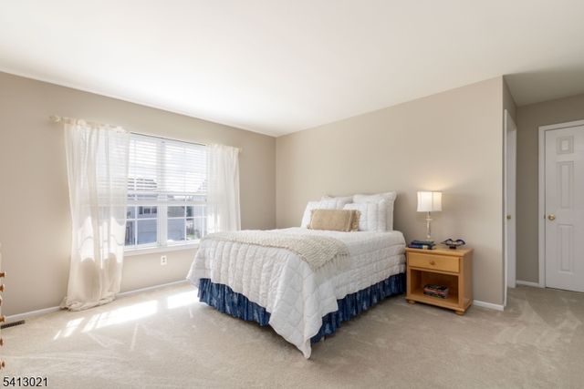 12 Lewis Dr, Bridgewater Twp., NJ 08807