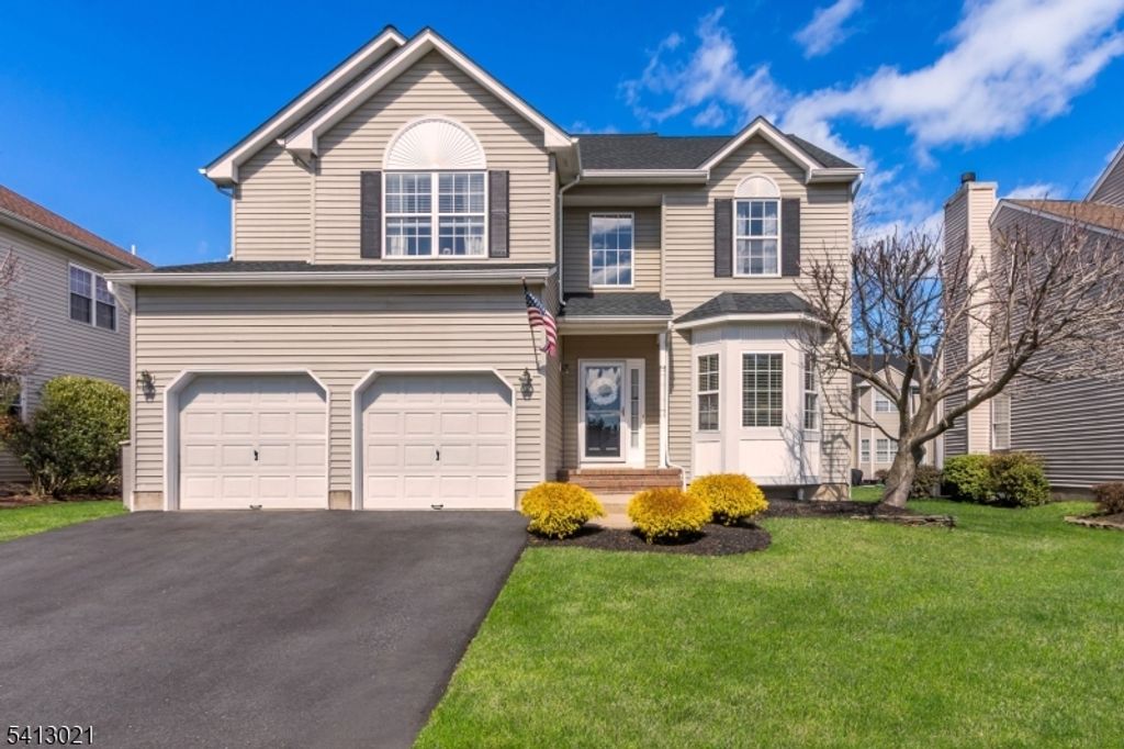 12 Lewis Dr, Bridgewater Twp., NJ 08807