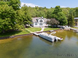 8789 Je Ne Be Drive Ne, Courtland Twp, MI 49341