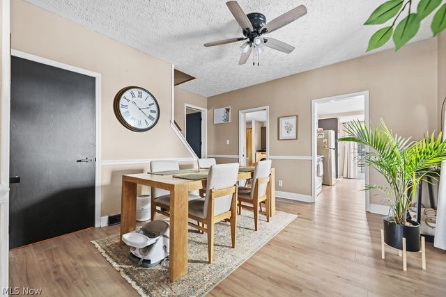 2420 Beechwood Avenue NE, Alliance, OH 44601