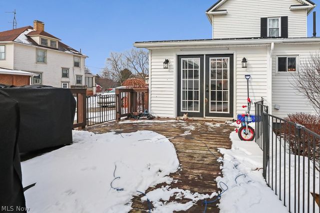 2420 Beechwood Avenue NE, Alliance, OH 44601