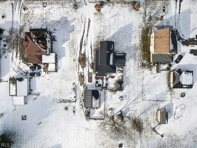 2420 Beechwood Avenue NE, Alliance, OH 44601