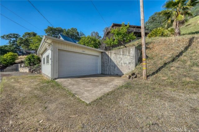 12805 Lakeshore Drive, Clearlake, CA 95422