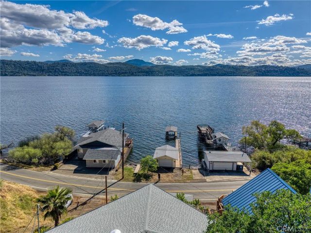 12805 Lakeshore Drive, Clearlake, CA 95422