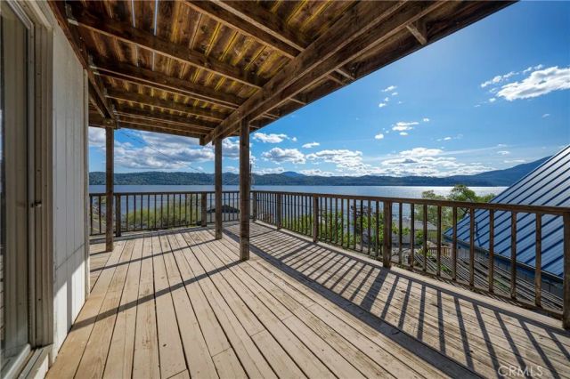 12805 Lakeshore Drive, Clearlake, CA 95422