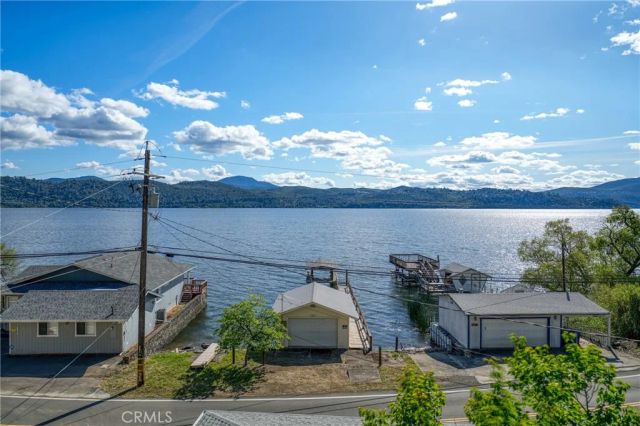 12805 Lakeshore Drive, Clearlake, CA 95422