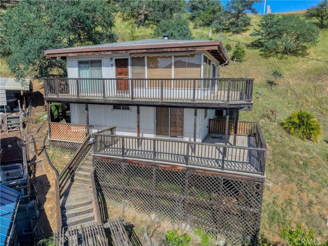 12805 Lakeshore Drive, Clearlake, CA 95422