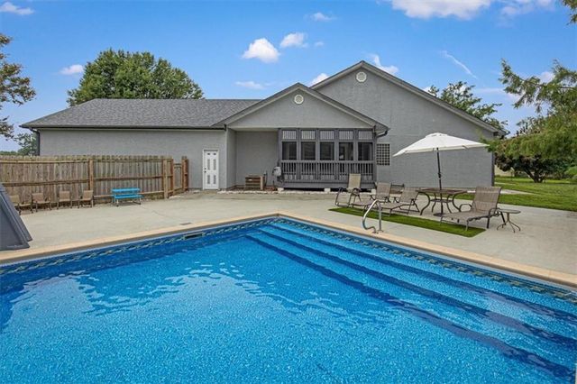 8500 E 116 Highway, Lathrop, MO 64465