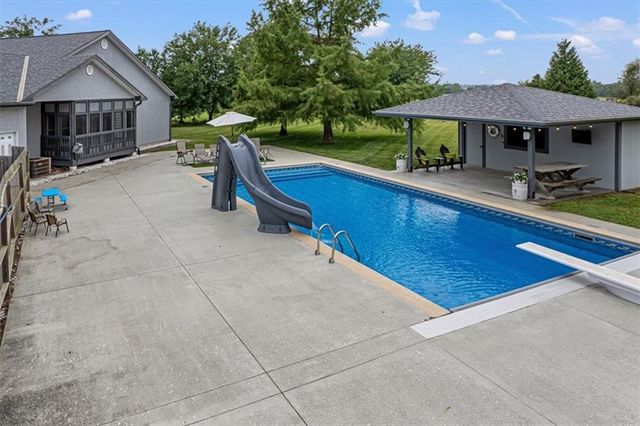8500 E 116 Highway, Lathrop, MO 64465
