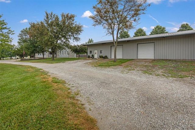 8500 E 116 Highway, Lathrop, MO 64465