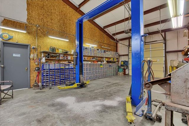 8500 E 116 Highway, Lathrop, MO 64465