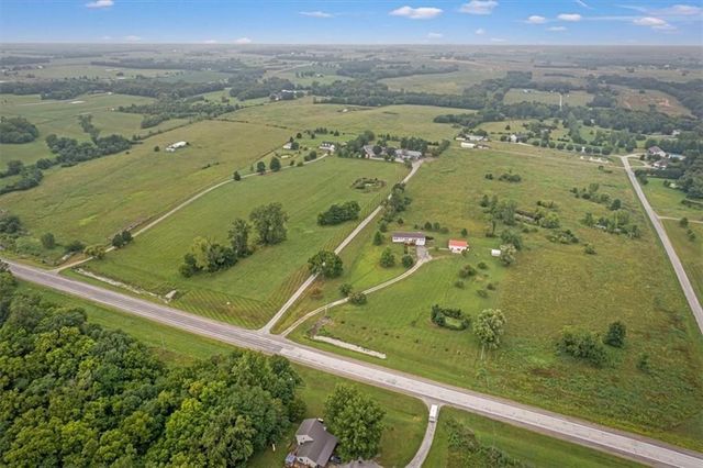 8500 E 116 Highway, Lathrop, MO 64465