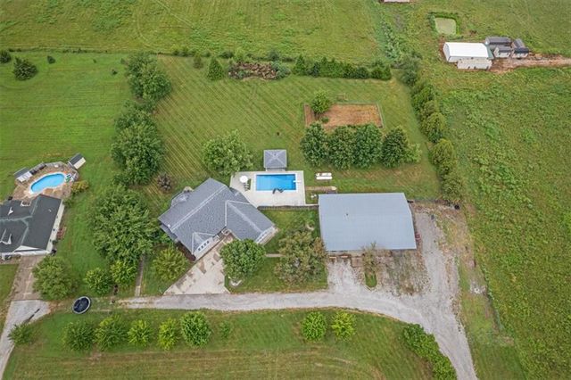 8500 E 116 Highway, Lathrop, MO 64465
