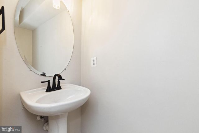 2900 STOCKHOLM WAY, Woodbridge, VA 22191