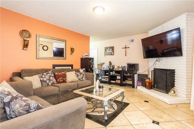 13021 Crowley Street, Arleta (los Angeles), CA 91331