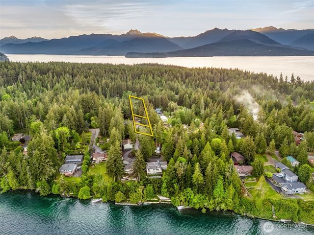 9355 9361 Misery Point Road, Seabeck, WA 98380