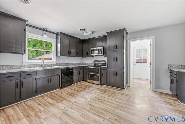 4100 Hidden Valley Rd, Chester, VA 23831