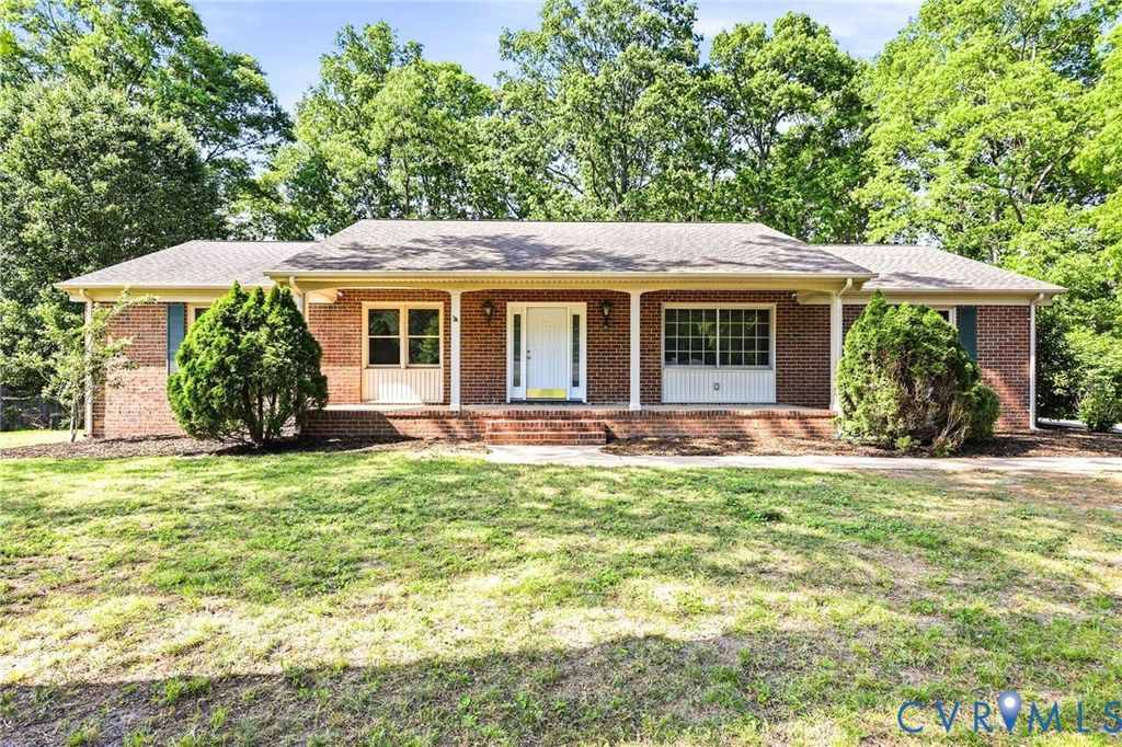 4100 Hidden Valley Rd, Chester, VA 23831
