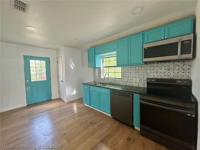 606 Noble Street, Poteau, OK 74953