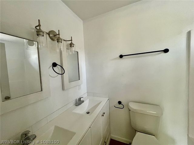 606 Noble Street, Poteau, OK 74953