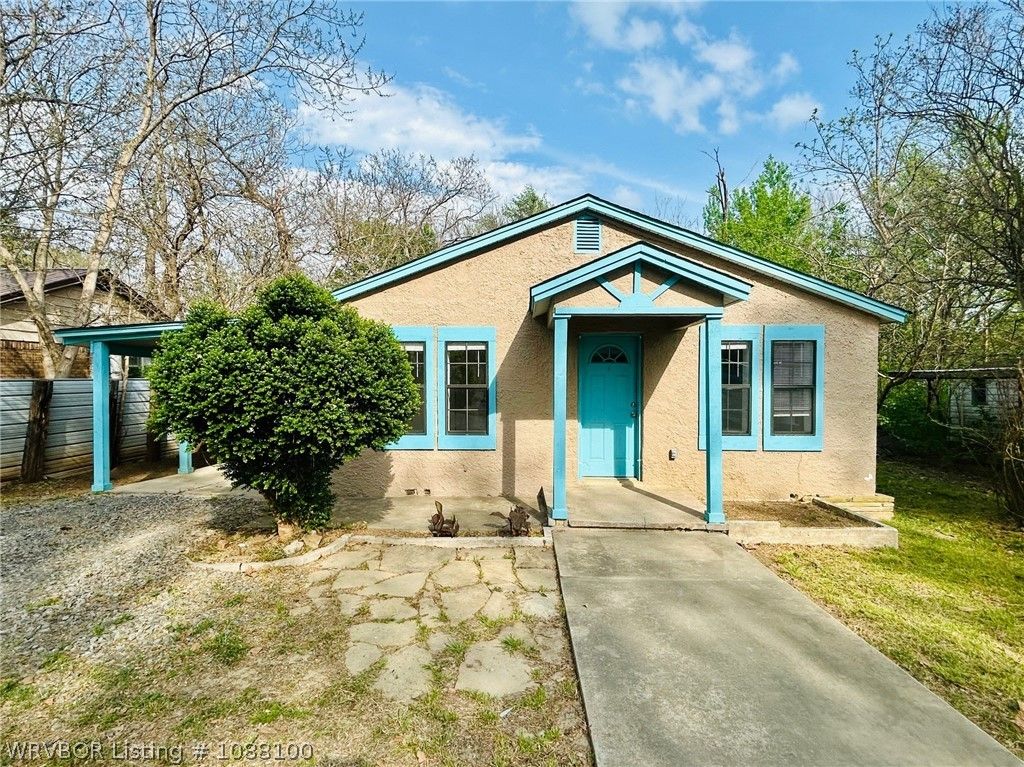 606 Noble Street, Poteau, OK 74953