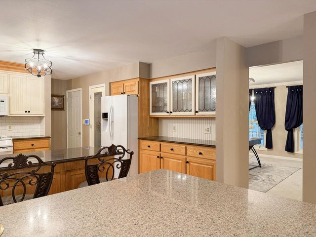 S67W18950 Steeplechase DRIVE, Muskego, WI 53150